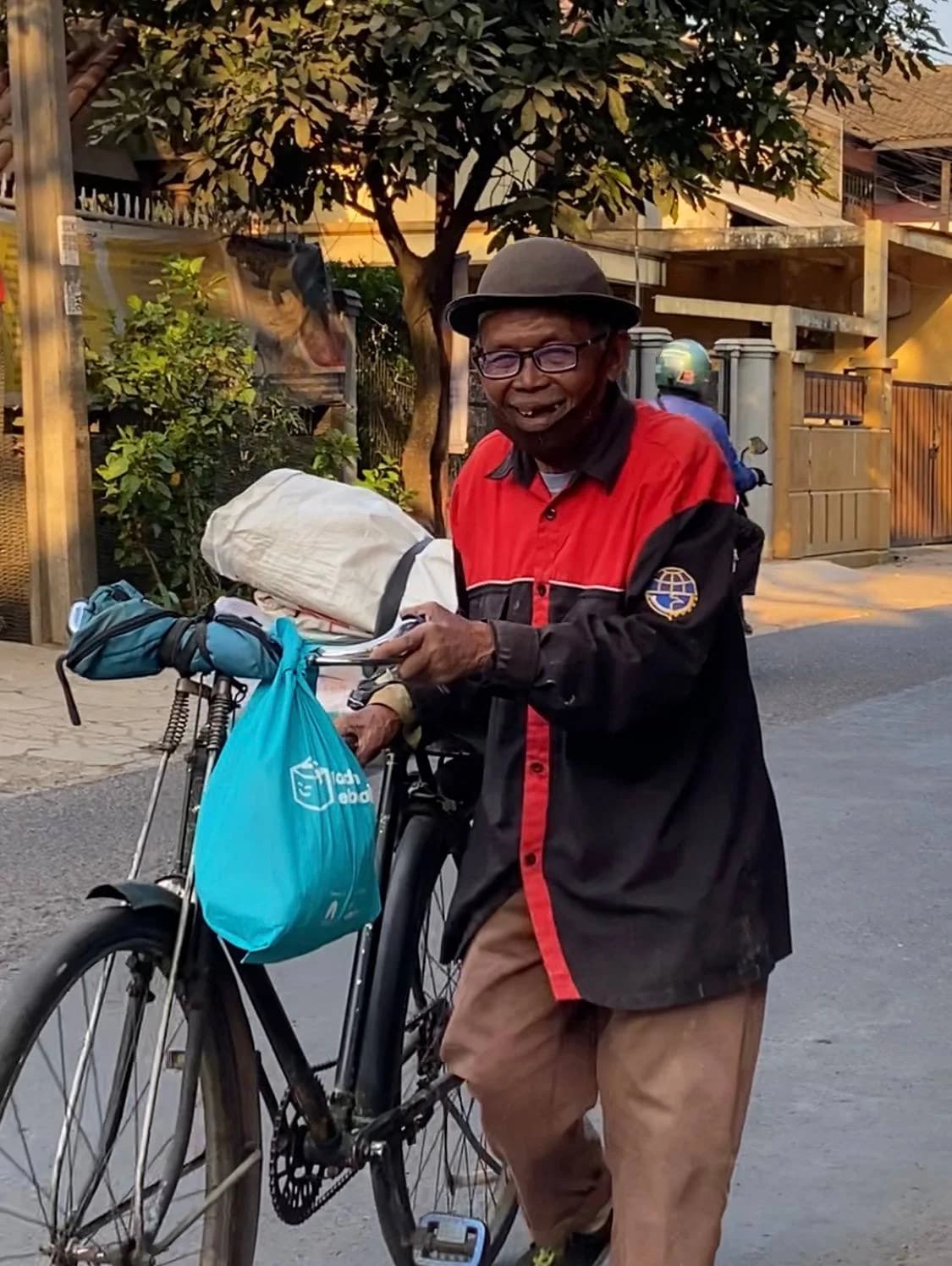 Bingkisan kebaikan pejuang nafkah jalanan