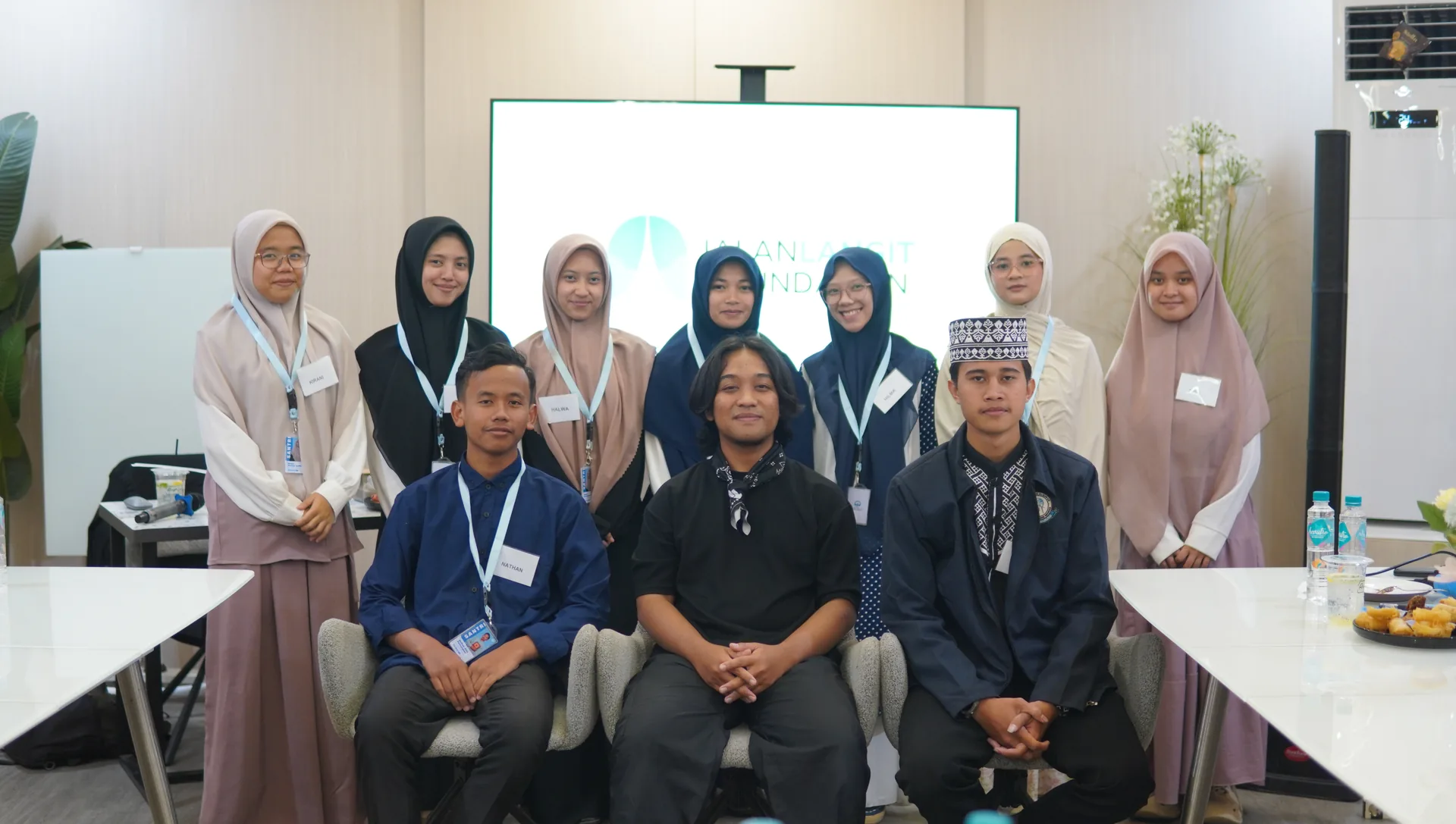 Santri dan mahasiswa beasiswa pembinaan